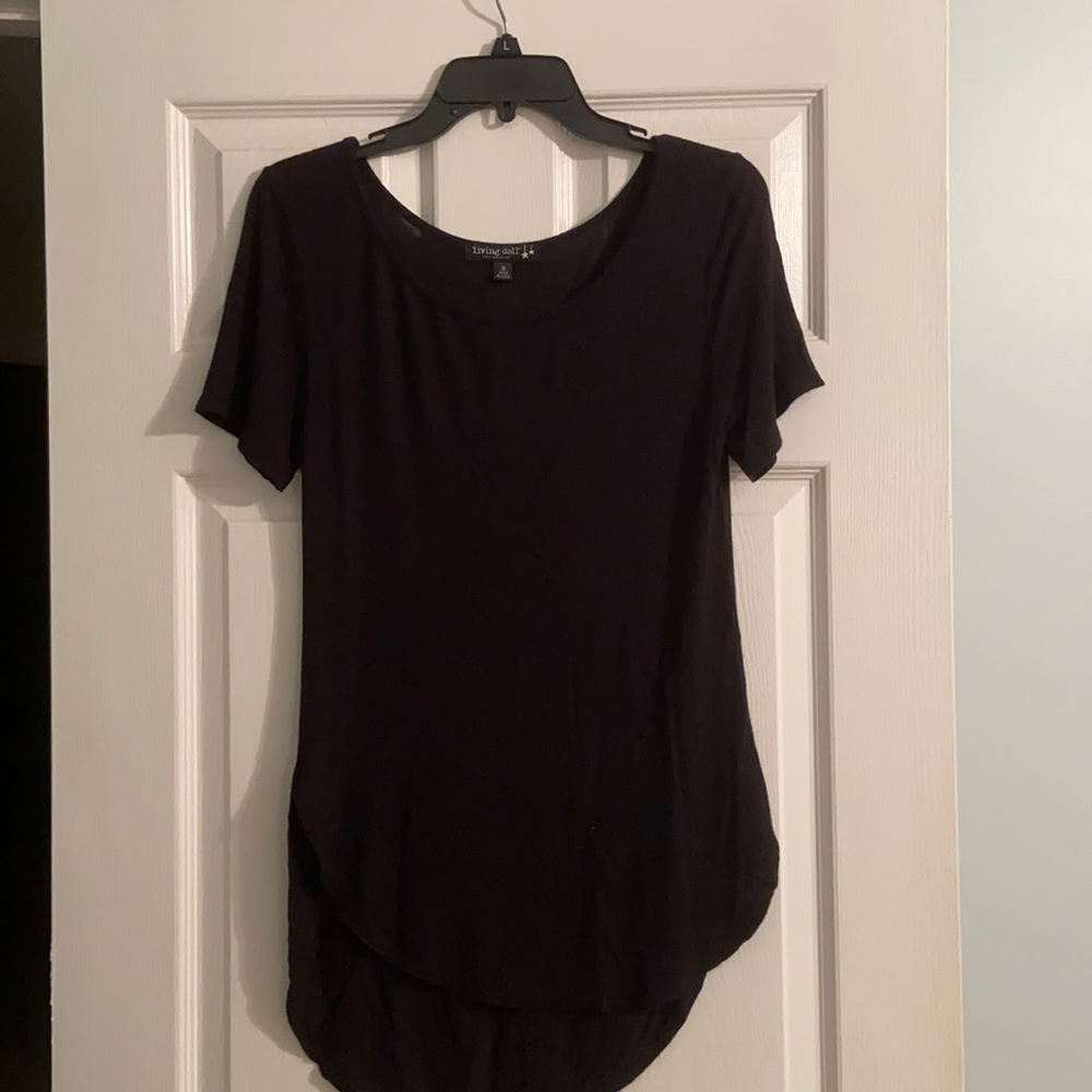 Black short sleeve top